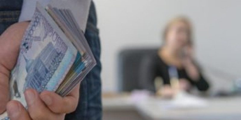 Қазақстандықтар көбінесе ем алу үшін пара береді – зерттеу