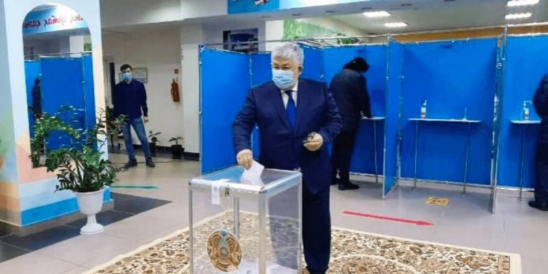 ҚР Мемлекеттік хатшысы Қырымбек Көшербаев дауыс берді