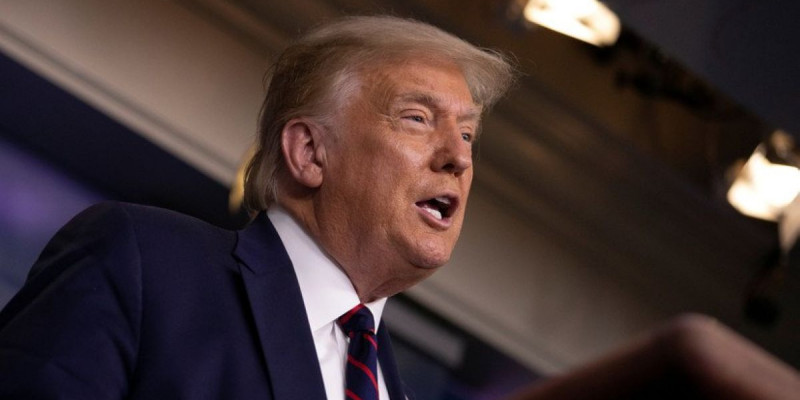 Трамп Байден үшін Вашингтонда төтенше жағдай режимін енгізді