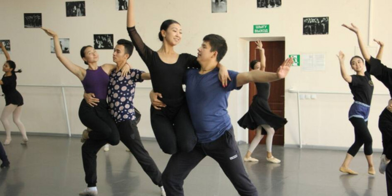 «Uly Dala Jastary» байқауының жеңімпаздары өнер академиясына емтихансыз қабылданды