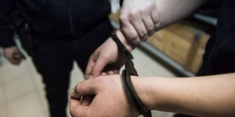 Ақтөбеде мүгедек қарияларды көсеумен ұрып, бар ақшаларын алып кеткен күдікті ұсталды