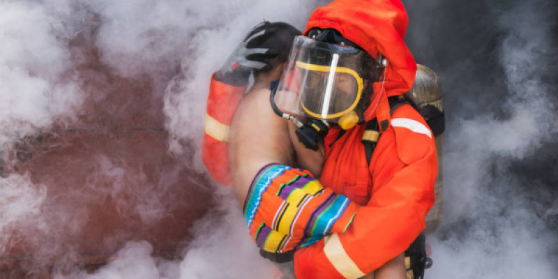 Оралда бес қабатты тұрғын үйдегі өрттен 38 адам эвакуацияланды