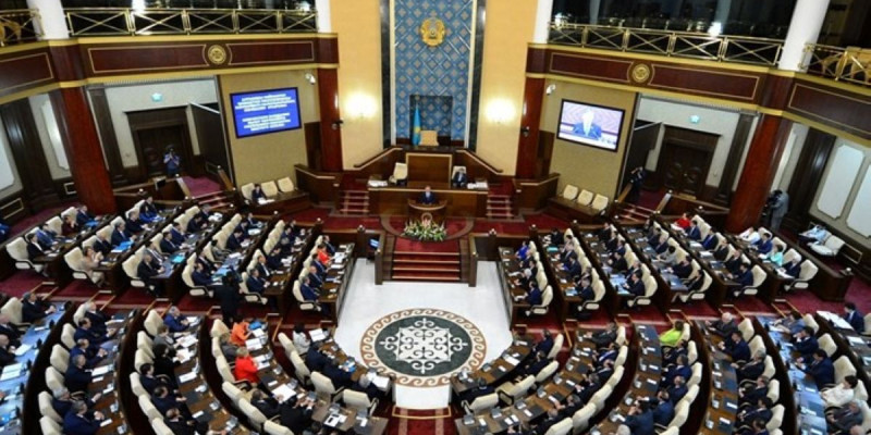Қазақстан – Парламентіне 25 жыл