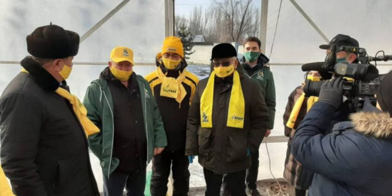 Ауылдықтар «Шелек фермерлерімен» кездесті
