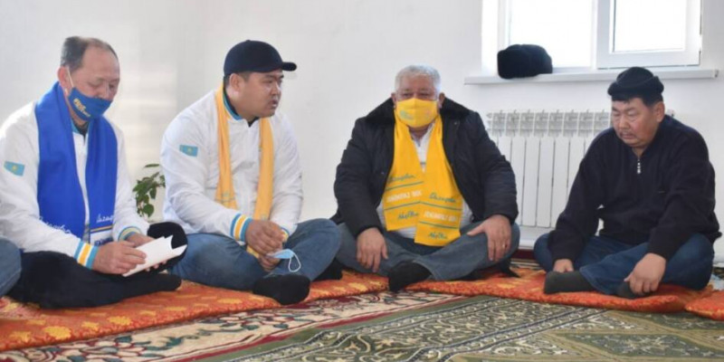 Nur Otan: Атамбаев ауылының тұрғындары су мәселесін көтерді