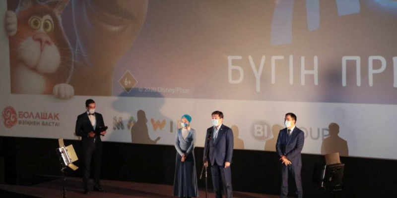 «Мәдениет министрлігінің араласуынсыз». «Болашақ» 10 жылдан бері фильмдерді қазақ тіліне дубляждауды жалғастыруда