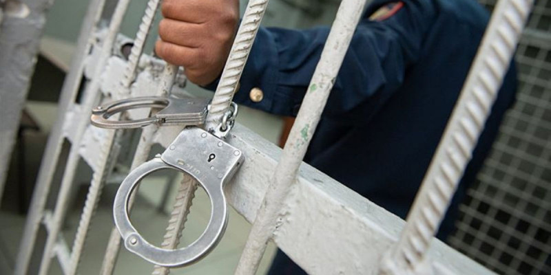 СҚО-да әйелінің көңілдесін өлтірген ер адам 9 жылға сотталды