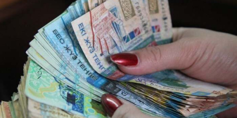 Желідегі хабарландыру арқылы ШҚО тұрғынының 1 млн теңгесін үптеп кеткен алаяқ ұсталды