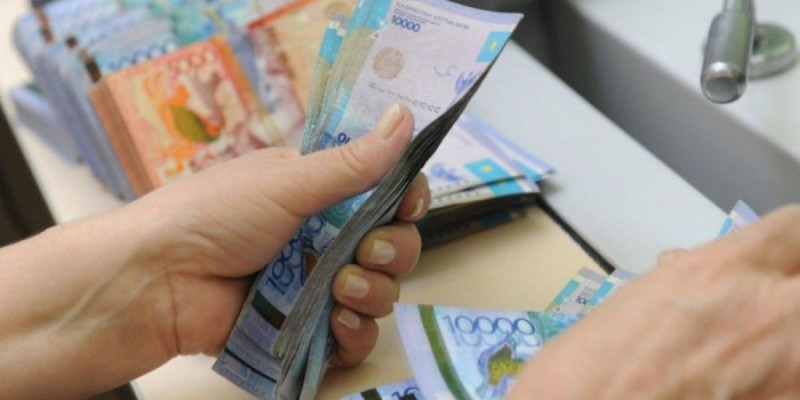 Елімізде ең жоғары жалақыны кімдер алатыны белгілі болды