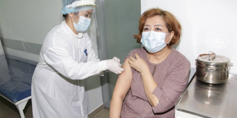 Жаппай вакцина егу басталды