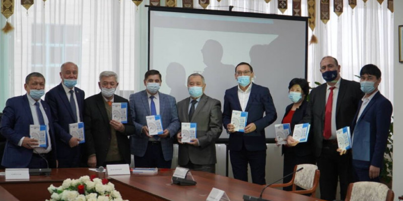 Аманатқа адалдық: Тәуелсіздік шежіресіндей болған Túrkistan жинағының таныстырылымы өтті