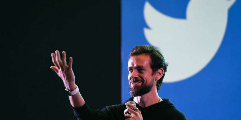 Twitter тарихындағы ең алғашқы пост 3 млн долларға сатылды