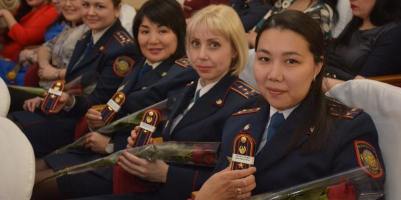 Елімізде полиция қатарында 11 мың қыз-келіншек қызмет етеді