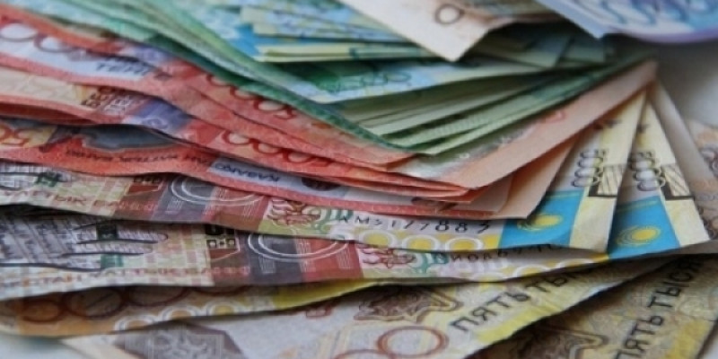 Ақтөбелік анаға кәсіпкер 2 миллион теңге сыйлады