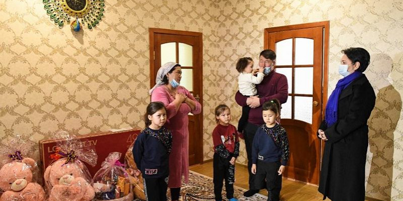Қызылордада үйі өртеніп, нәрестесі қаза болған отбасыға баспана берілді