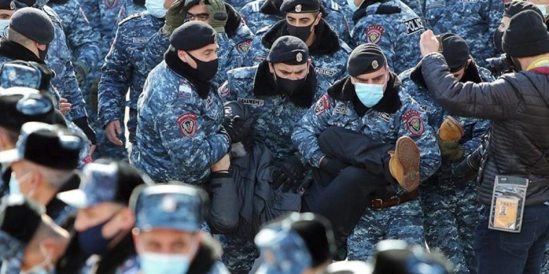 Арменияда әскери жағдай режимі тоқтатылды