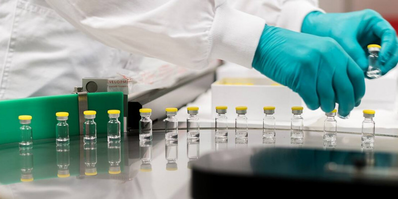 Қазақстан БАӘ өндірген Hayat-Vax вакцинасының 1 млн дозасын сатып алды