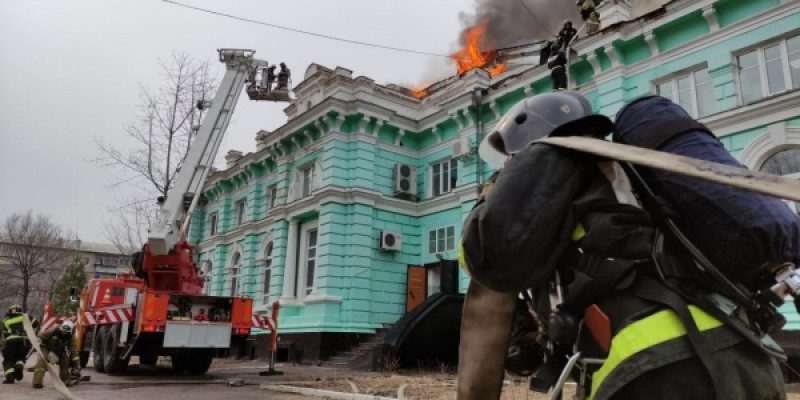 Ресейде дәрігерлер өртеніп жатқан ауруханада операция жасап шыққан