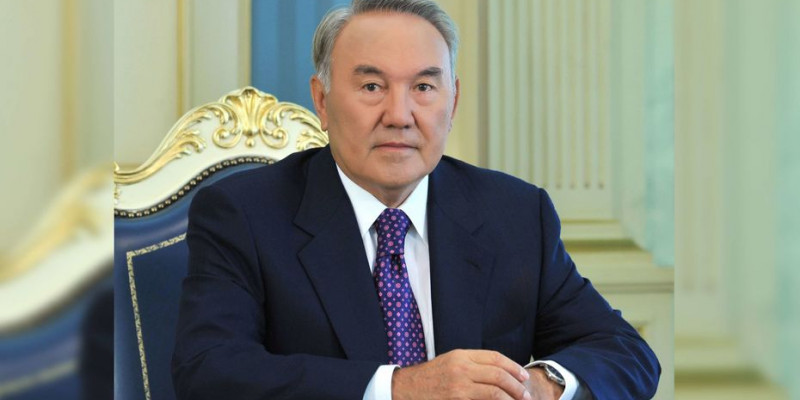 Елбасы Үкімет пен ауқаттылар жағдайы төмен отбасыларға көмектесуі керегін айтты