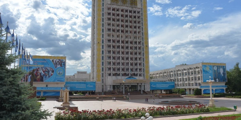 «Бес жұлдызды» білім ордасы