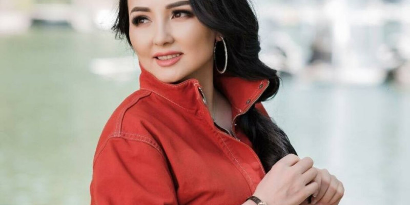 Әнші Жазира Байырбекова халықтан кешірім сұрады