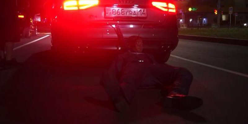 Полиция адам сүйреп бара жатқан көлікке қатысты мән-жайды анықтады