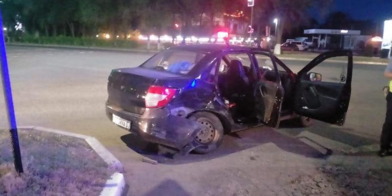 Оралда көлік апатынан екі адам жарақат алды