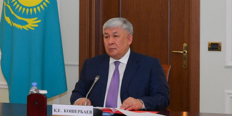 Қырымбек Көшербаев Азаматтық мәселелер жөніндегі комиссияның кезекті отырысын өткізді