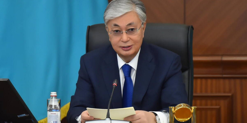 Президент Азия чемпионатында жеңіске жеткен боксшы қыздарды құттықтады