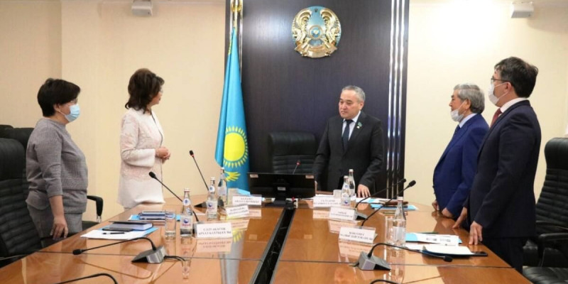 Дархан Мыңбай Ақпарат және қоғамдық даму саласындағы қоғамдық кеңестің төрағасы болып сайланды