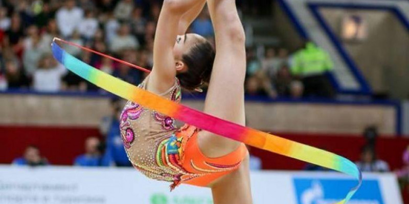 Көркем гимнастика: Алина Әділханова Азия чемпионатында екі күміс жүлде алды