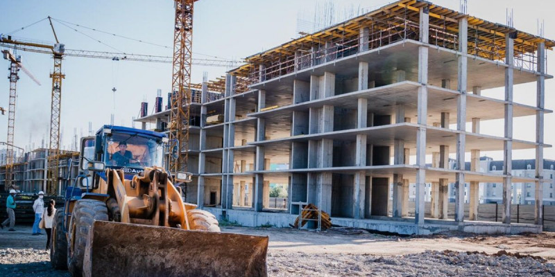 Жұмысшылары вакцина ектірмесе, құрылыс жұмыстары тоқтатылады