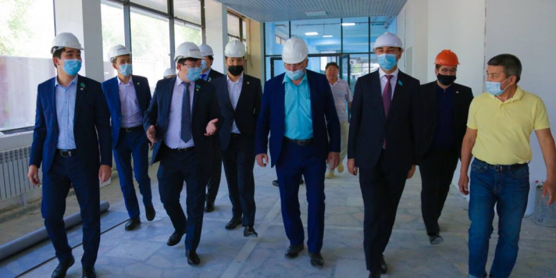Жастарға берілген сайлауалды уәделердің орындалуы «Nur Otan» бақылауында