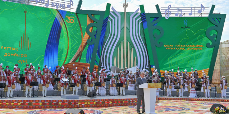 Мемлекет басшысы Ұлттық домбыра күнімен құттықтады