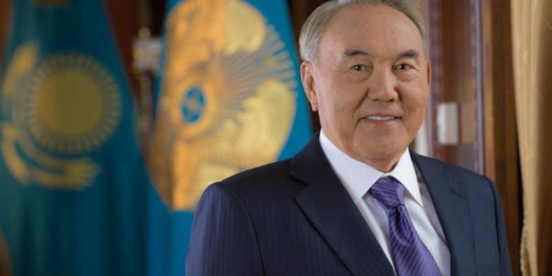 Нұрсұлтан Назарбаев металлургтерді кәсіби мерекесімен құттықтады