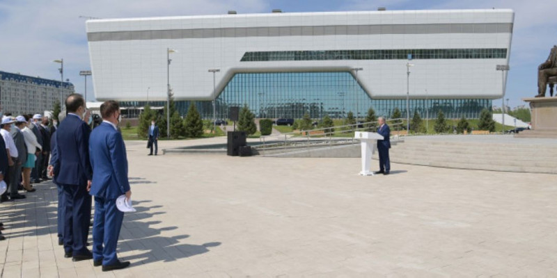 Президент Елбасы ескерткішін ашты
