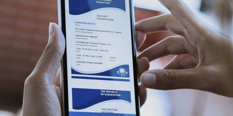 15 мың теңгеге вакцина паспортын сатқан медицина мамандары ұсталды