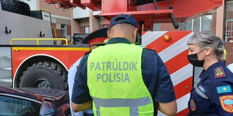 Өрт сөндіру көлігінің жолын бөгеген 5 жүргізушіге айыппұл салынды