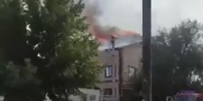 Зардап шеккендер бар: Оралда балабақша өртенді