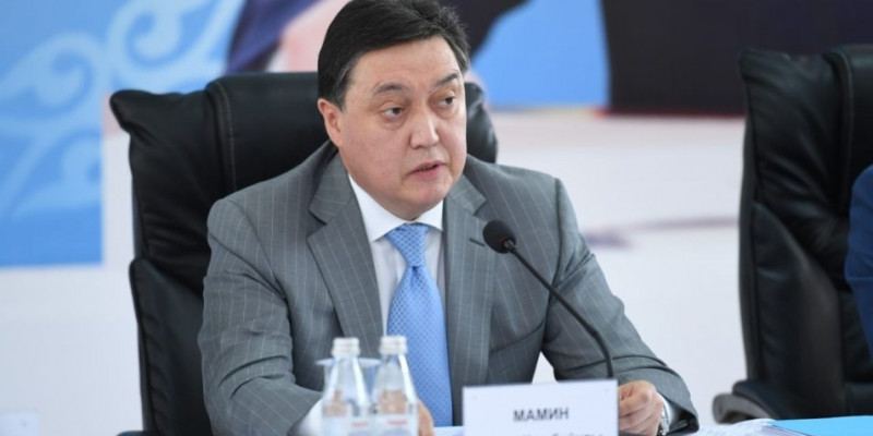 Мұғалімдерді вакцинациялауды 25 тамызға дейін аяқтау қажет – Үкімет басшысы