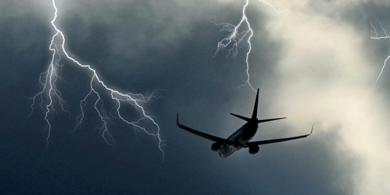"Жай түсті": Алматыдан ұшып шыққан Air Astana ұшағы кері қайтты