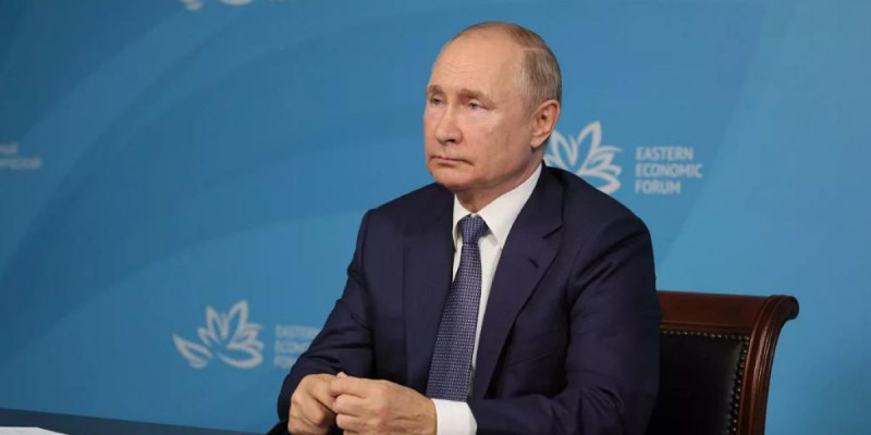 Путин ұялы телефон пайдаланбайтынын мәлімдеді