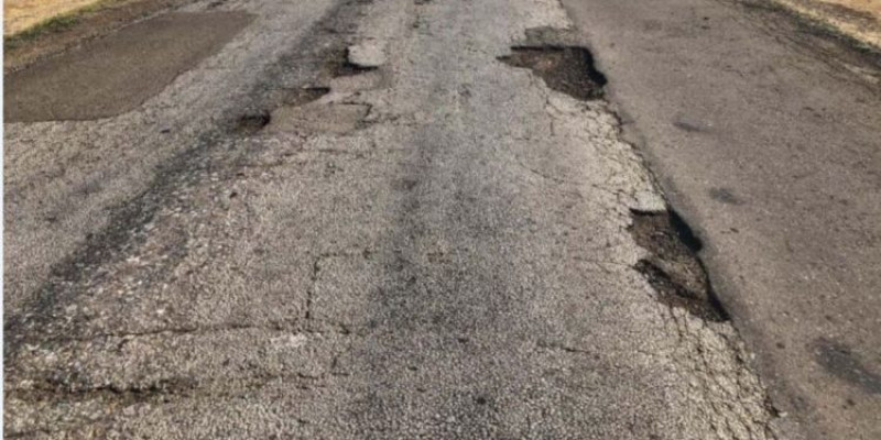Жол сапасына салғырт қараған 135 шенеуік жазаланды