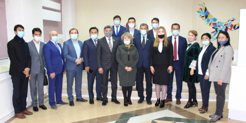 Қолжазбалар және сирек кітаптар ұлттық орталығында «Ұлы Дала мұрасы» атты пресс-тур өтті