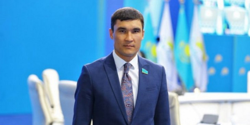 Мемлекеттік қызметтен кеткен Серік Сәпиев мәлімдеме жасады