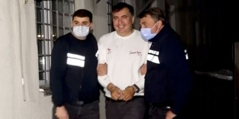 Грузияның қамауға алынған экс-президенті Михаил Саакашвили аштық жариялады