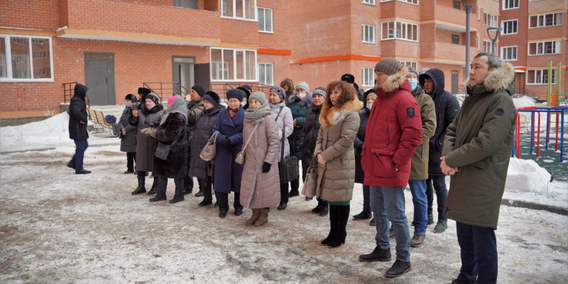 8 жылдан астам күттік: «Жеті жол» тұрғын үйінің үлескерлеріне пәтер кілті табысталды