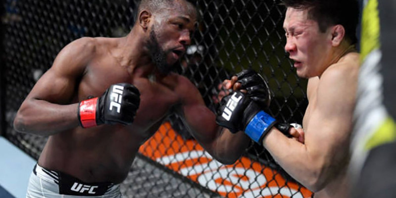 Жолы болмаған Жалғас. «UFC»-дегі үшінші жеңіліс