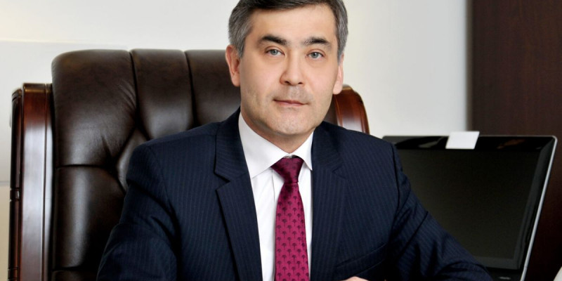 Отставкаға кеткен Қорғаныс министрі қайтадан басшылық қызметке тағайындалды