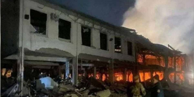Өзбекстанның сауда орталығында жарылыс болды